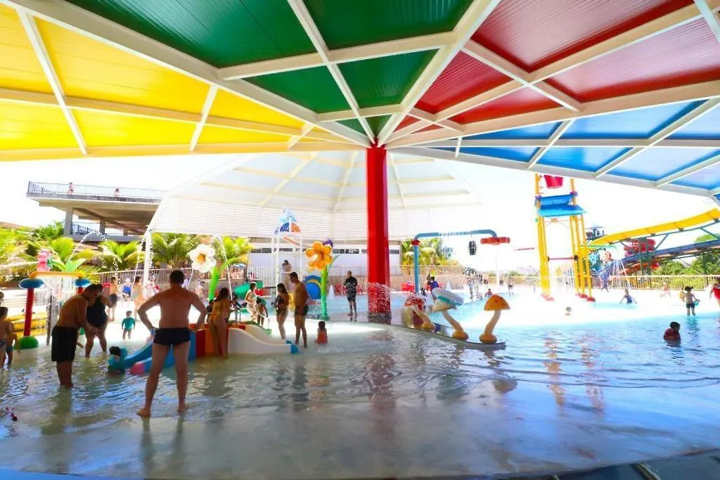 Villas diRoma Hotel e Parque 24 horas com café da manhã , ganhe um dia no Acqua Parque Splash Caldas Novas